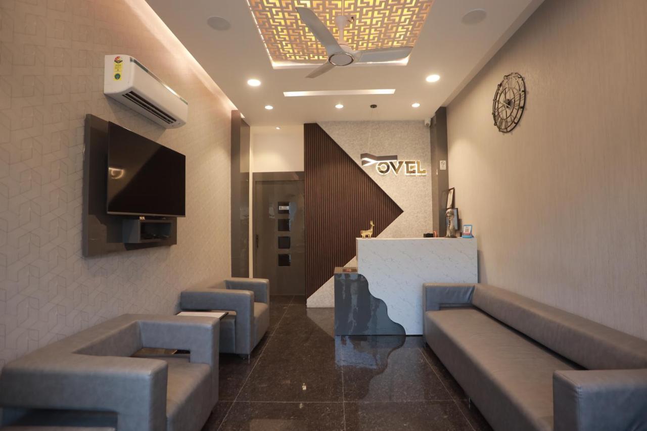 Ovel Hotel Ludhiana Buitenkant foto